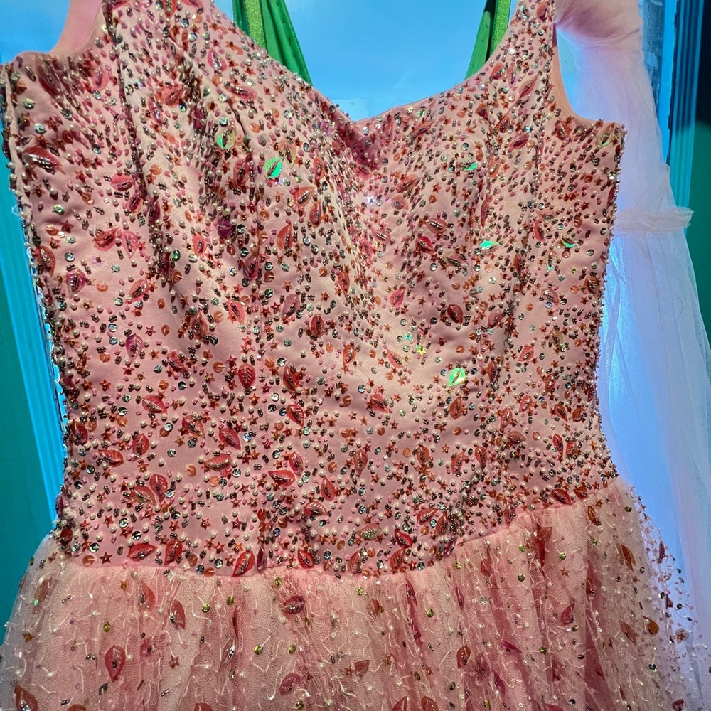 Sparkling Pink Sleeveless Dress - Picture 4 of 16